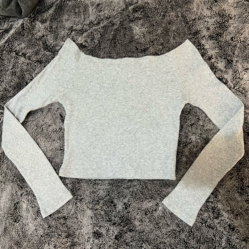 Brandy Melville Light Gray Ribbed Top